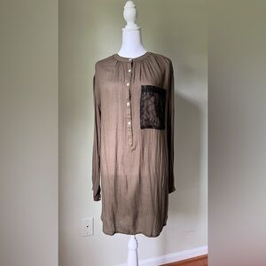 Calliope, Women’s oversized Tunic with lace decorative pocket, size S